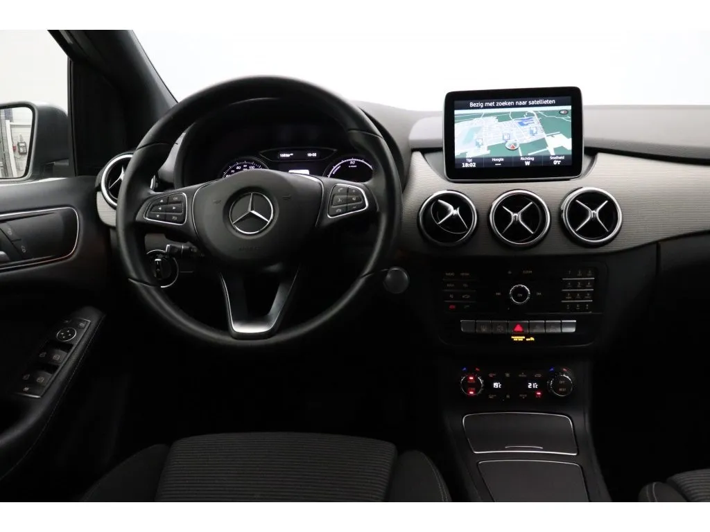 Mercedes-Benz B 250 B250e Electric Edition Navi incl. BTW Image 3