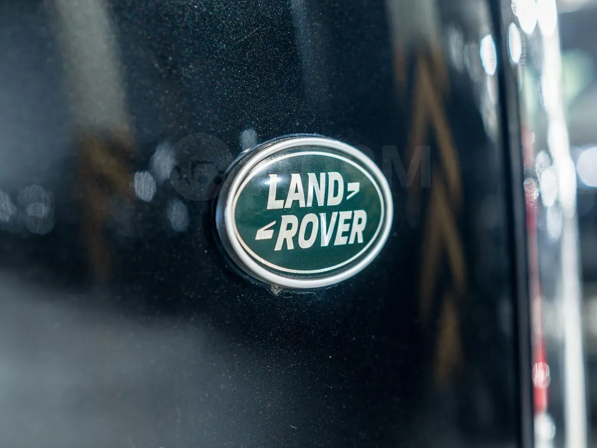 Land Rover Image 6